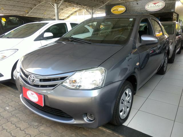 Etios Sedan 1.5 X - Foto 2
