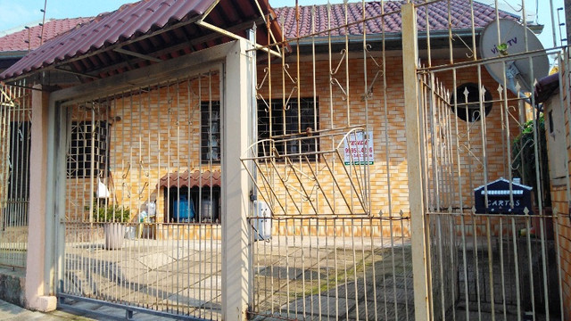 Duas Casas 4 dormitórios frente 2 Ruas estac 8 carros Junto Planalto - Foto 15