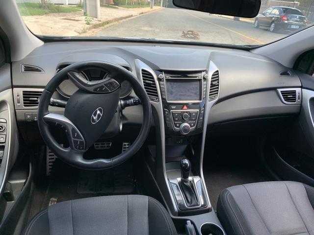 Vendo i30 2016 com teto 1.8 - Foto 5