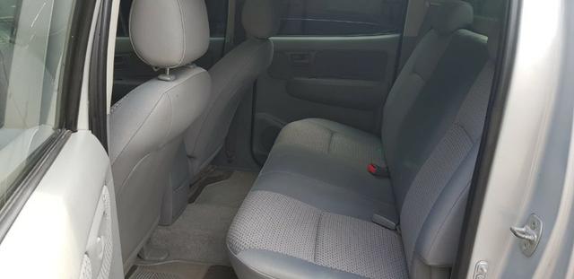 Vendo Hilux 4x4 Cabine Dupla Excelente Estado - Foto 8