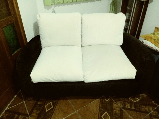 Vendo sofá modelo retrô. - Foto 4