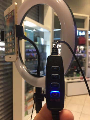 20% desconto!! Ring Light Iluminador 26cm / 10 Polegadas + Tripé 2m - Foto 4