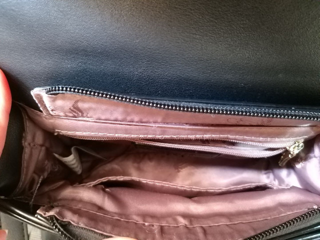 Bolsa Preta Couro Ecológico - Foto 3
