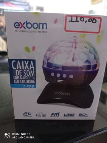 Caixa de som com Bluetooth e led colorida nova