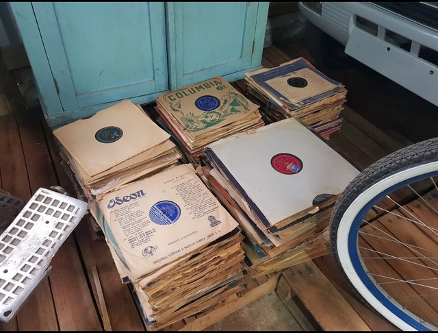 Lote discos vinil 78 rpm gramofone vitrola - Foto 3