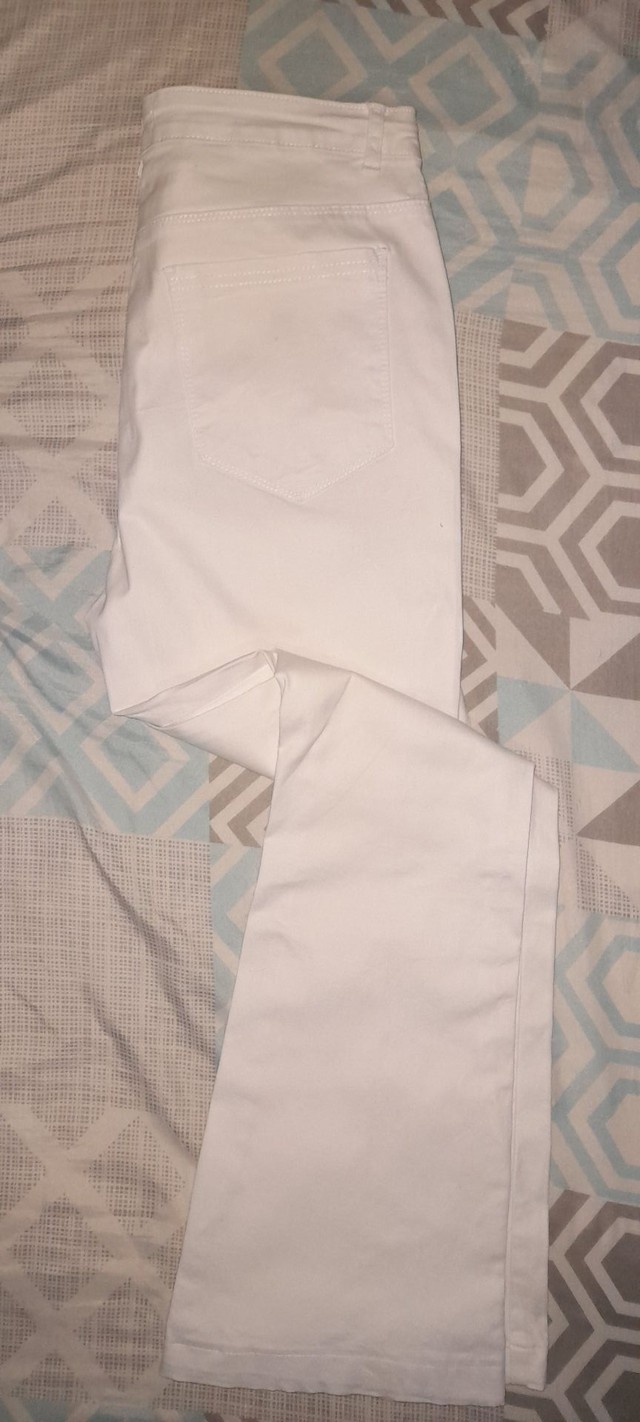 Calça flare branca - Foto 3