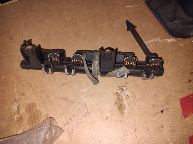 Flauta bicos Renault 1.6 16 Kangoo original 