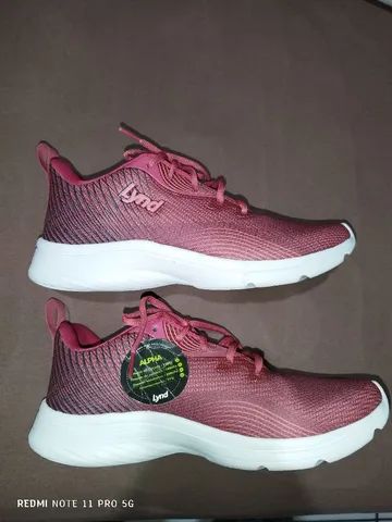 Tênis novo feminino 