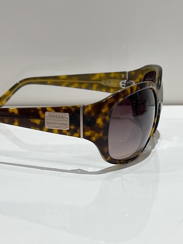 Óculos de sol Fóssil comprado nos EUA