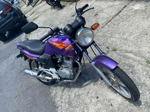 Honda/CBX 200 Strada, cor roxa, ano/mod 1998/1999 Motos em leilão