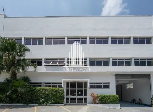 Galpão Alphaville Industria com Escritório e área total 2500m², Pátio, Portaria, Estaciona