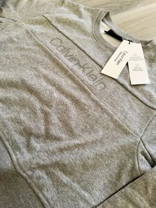 Moletom Calvin Klein - Foto 4