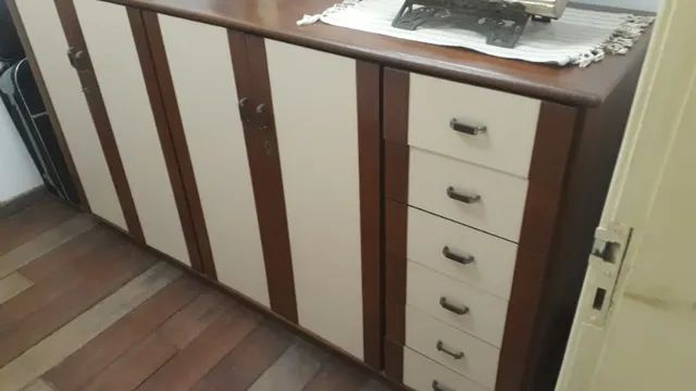 excelente cômoda cabideira em compensado com 2 módulos e 6 gavetas - Foto 2