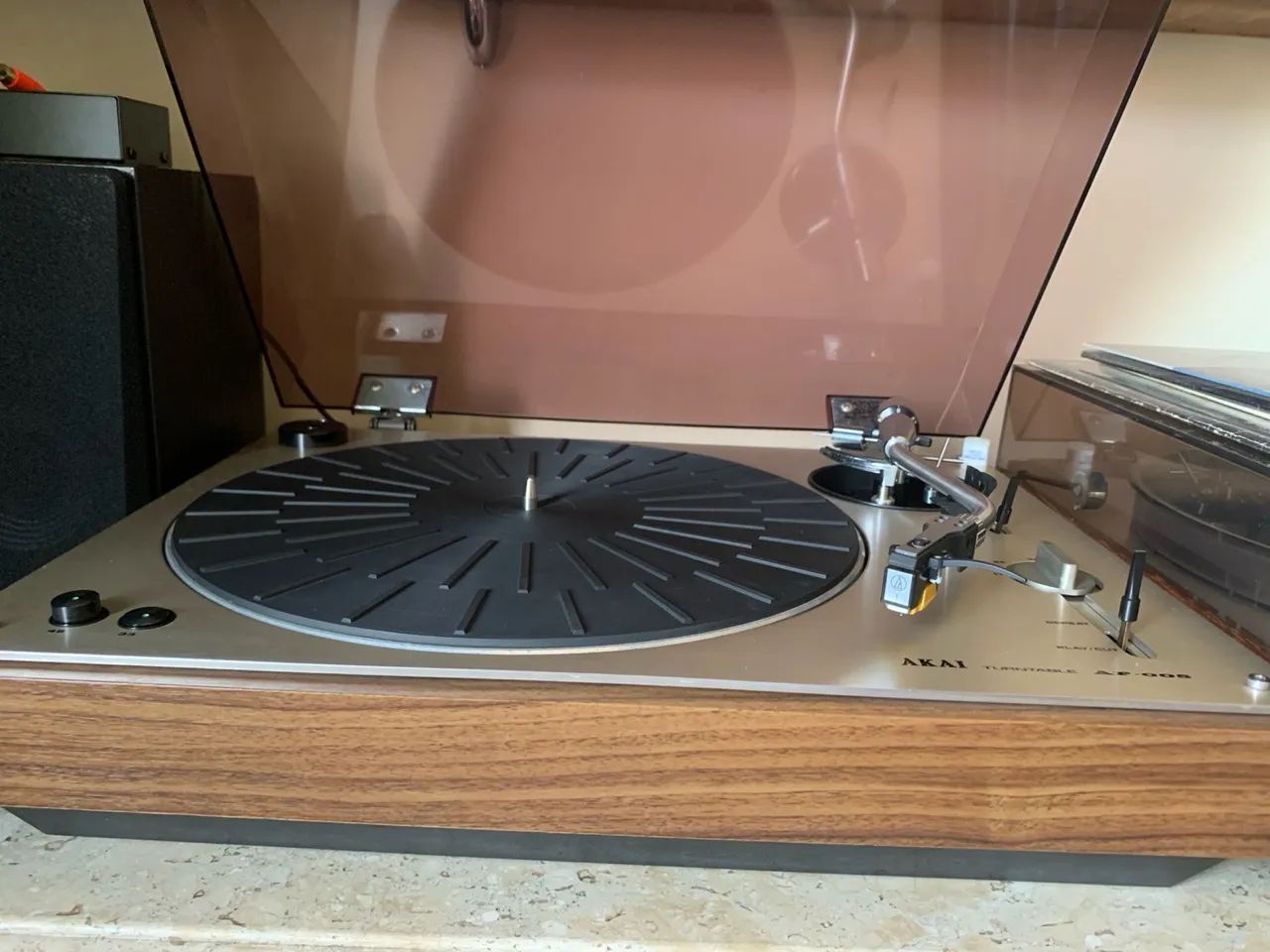 Newest Akai turntable