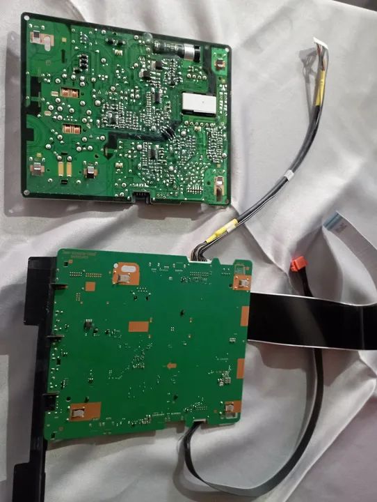 Tv Samsung 43polegadas ,modelo;UN43AU7700G - Foto 2