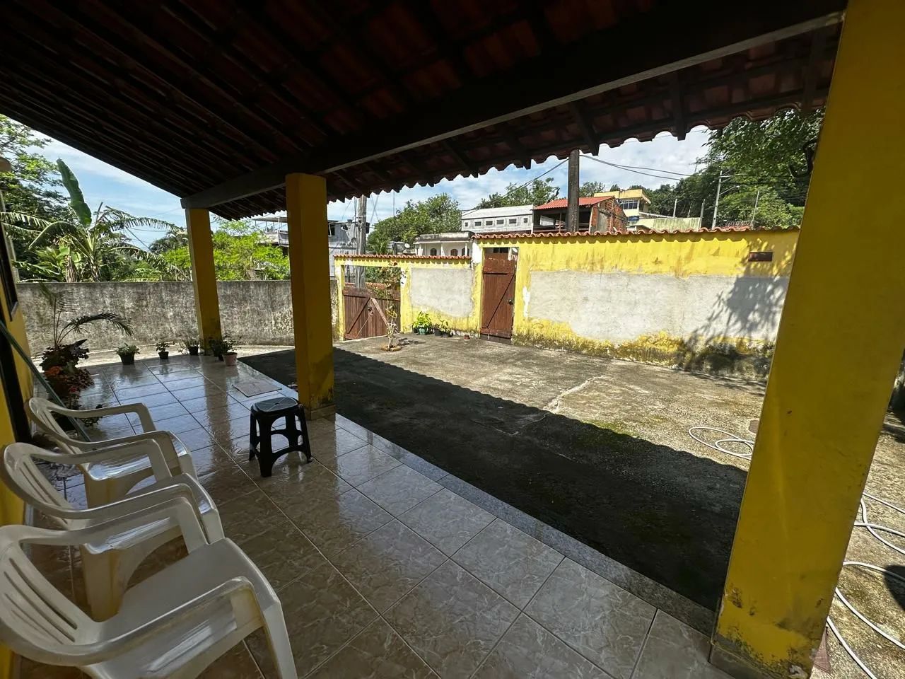 CASA COM OTIMO QUINTAL A VENDA EM MURIQUI  - Foto 4