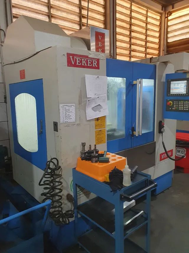 Centro Usinag Veker Mod. MVK800L SIEMENS-ANO 11-2010 - Foto 3