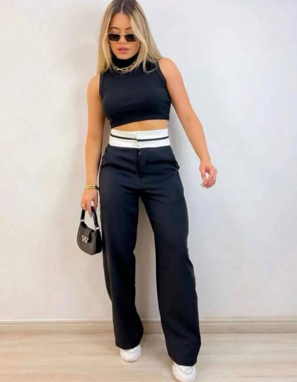 Calça alfaiataria preta TAM M