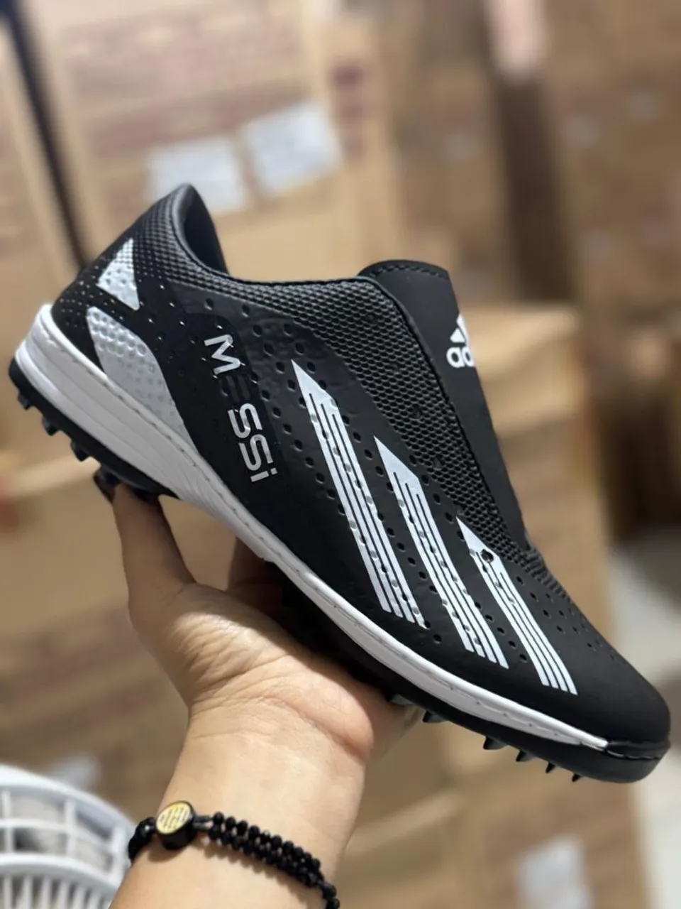 Chuteira Adidas Messi