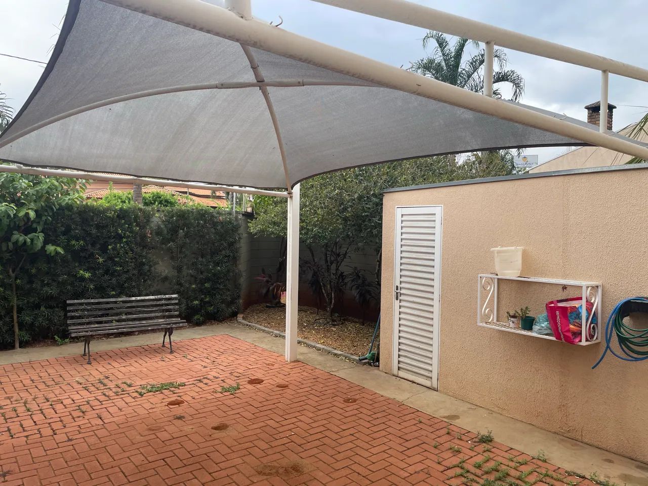 Vende se toldo para garagem 