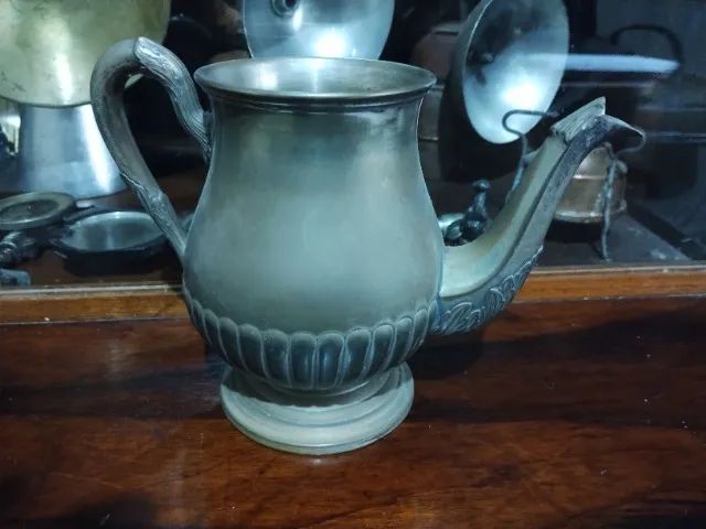 Antigo bule 15cm