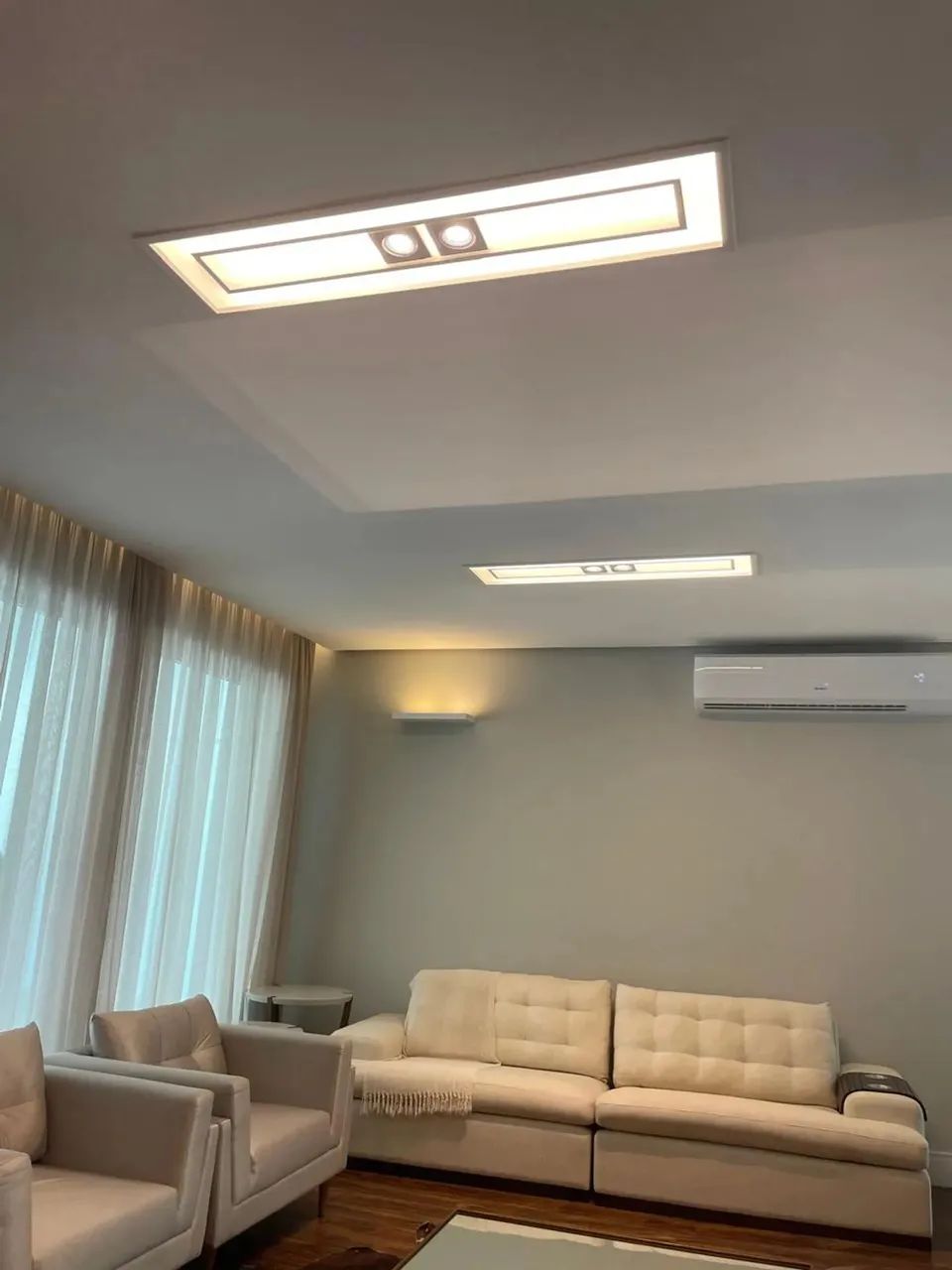 Duplex de Alto Padrão no Quintas das Laranjeiras. 3 suites, piscina, 100% mobiliada. Está  - Foto 4