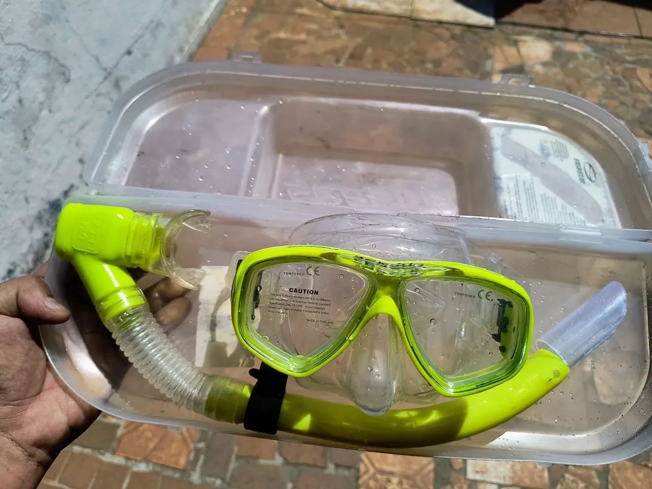 Máscara e snorkel para mergulho - SEMI NOVO