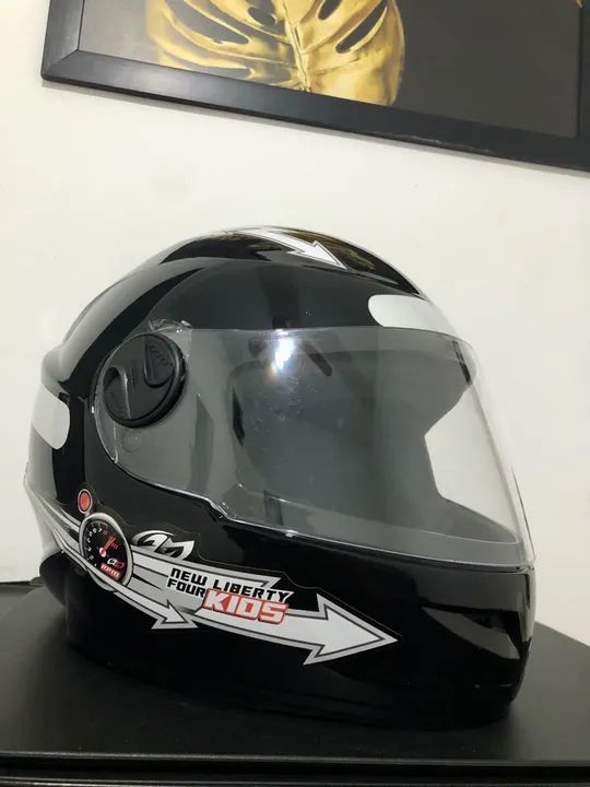 Capacete tamanho 54 (pequeno) ideal para crianças  - Foto 3