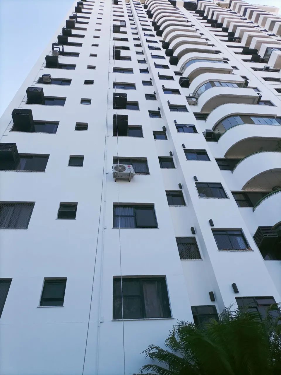 Pintor de fachadas balancinho colocação de dreno e reparos  - Foto 3