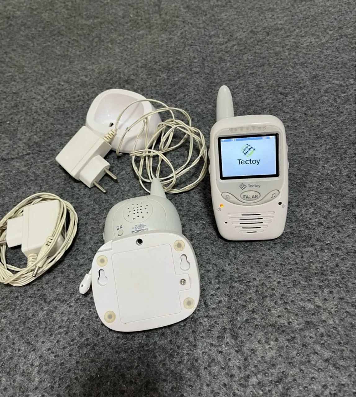 Babá eletrônica Tectoy com tela e áudio