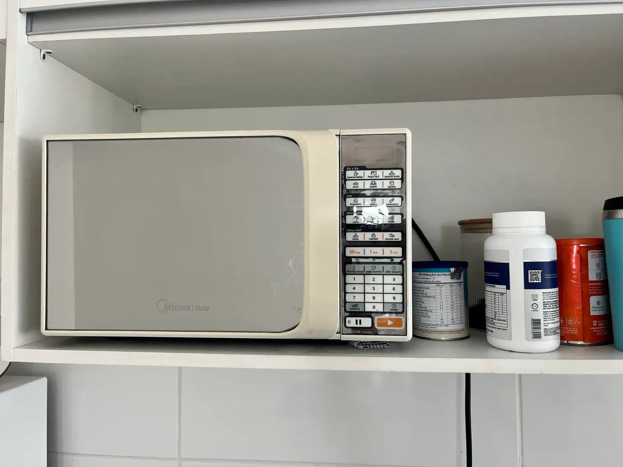 Vendo Microondas 20l de 127V - Foto 6