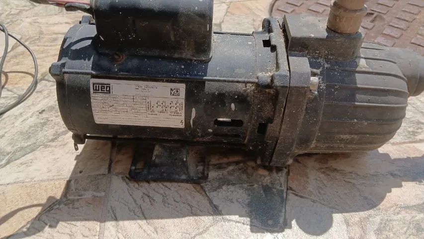 Vendo bomba de água 