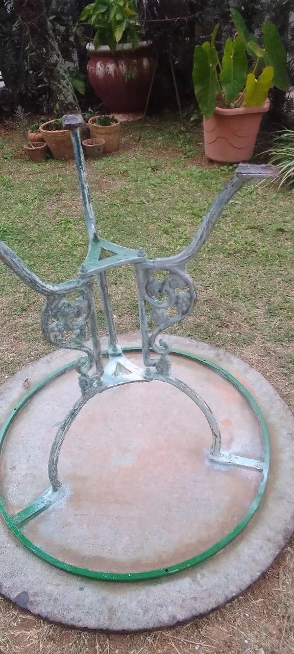 Jogo para  jardim em ferro fundido antigo - Foto 4