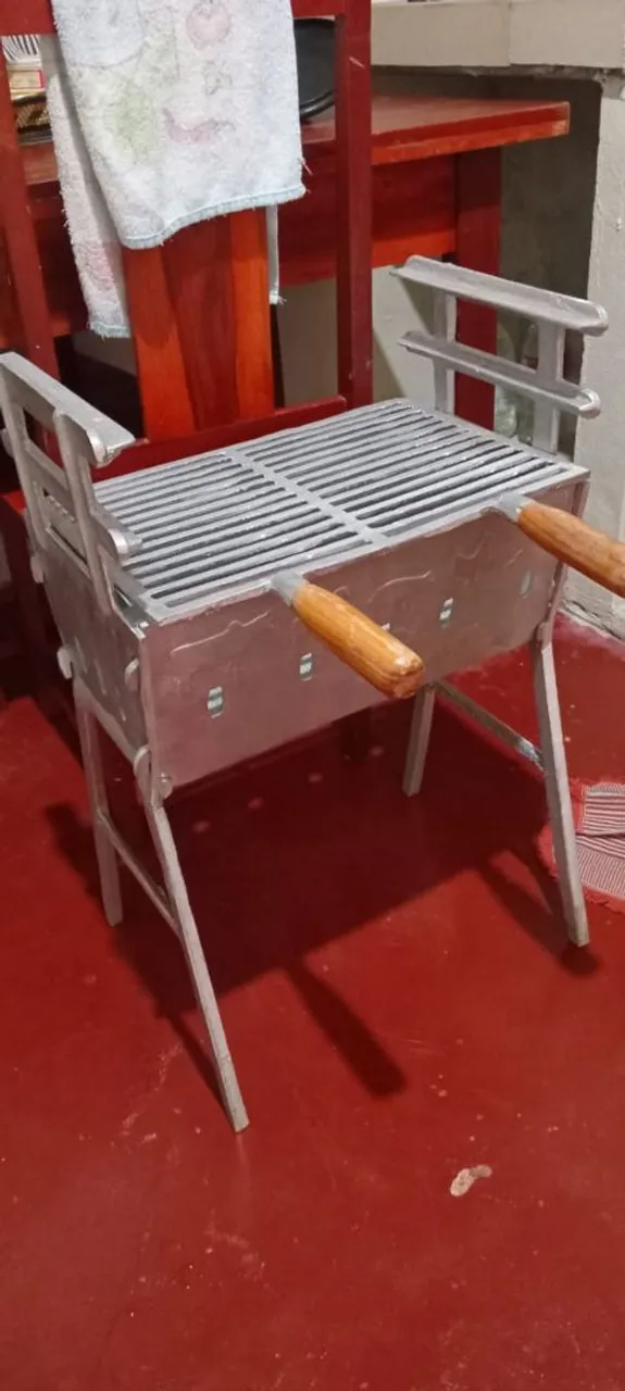 Churrasqueira de alumínio