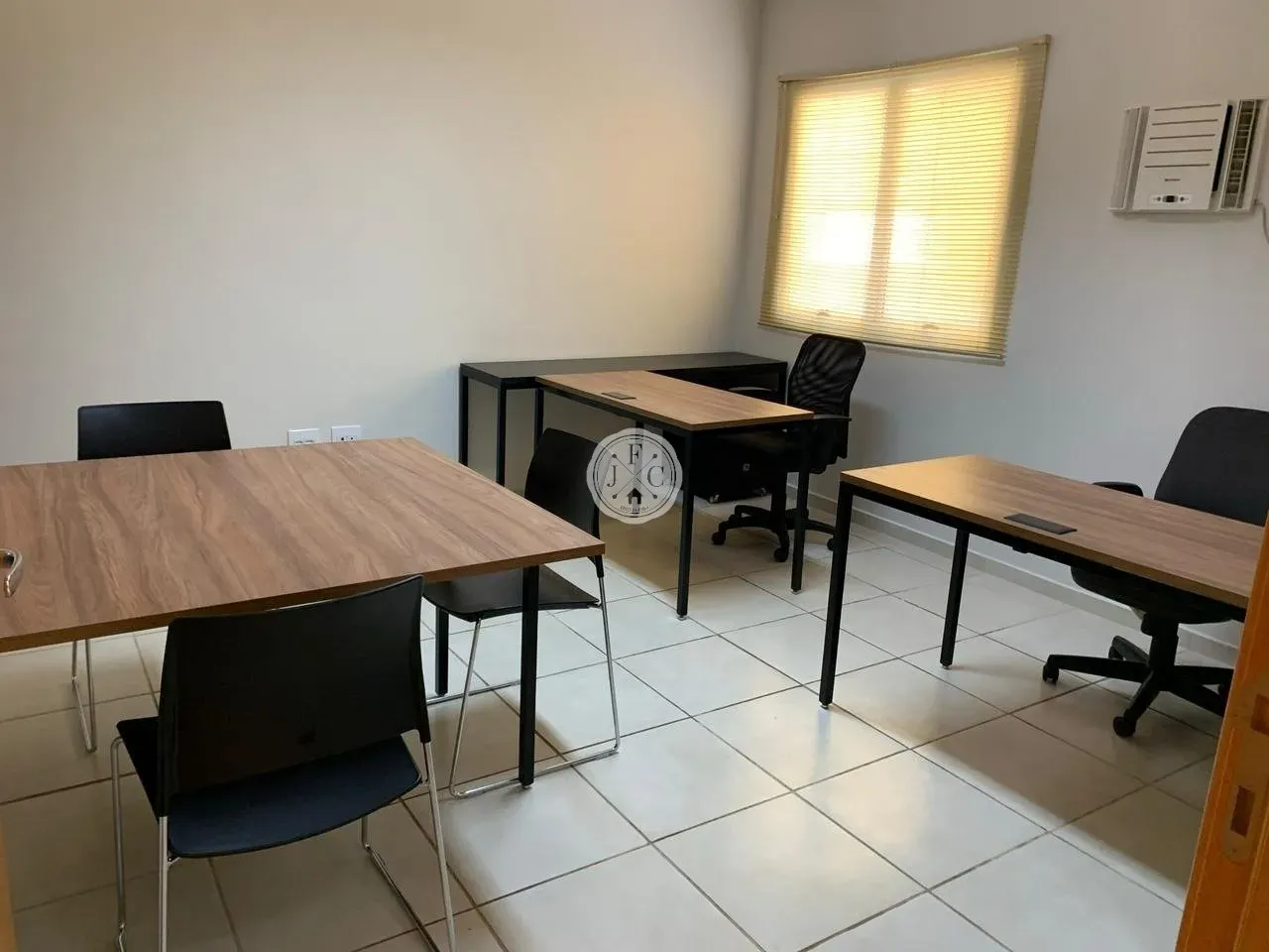 Sala mobiliada - 20m² - Locação - Nova Ribeirânia