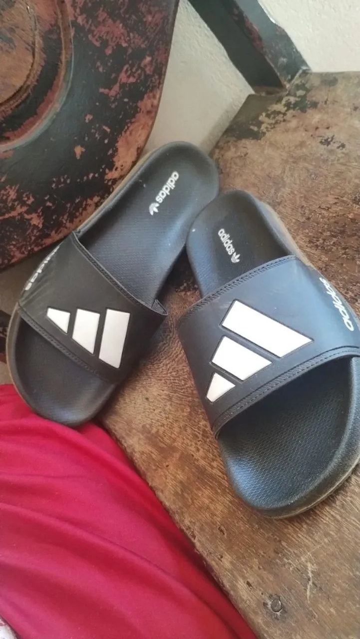 Sandálias Adidas Slide