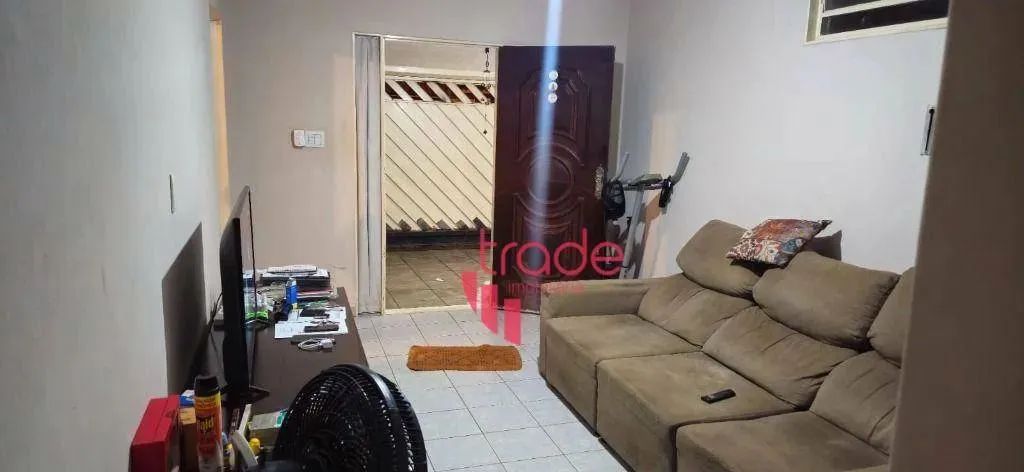 Casa à Venda de 02 Quartos no Bairro Quintino Facci I em Ribeirão Preto com Quintal. - Foto 3