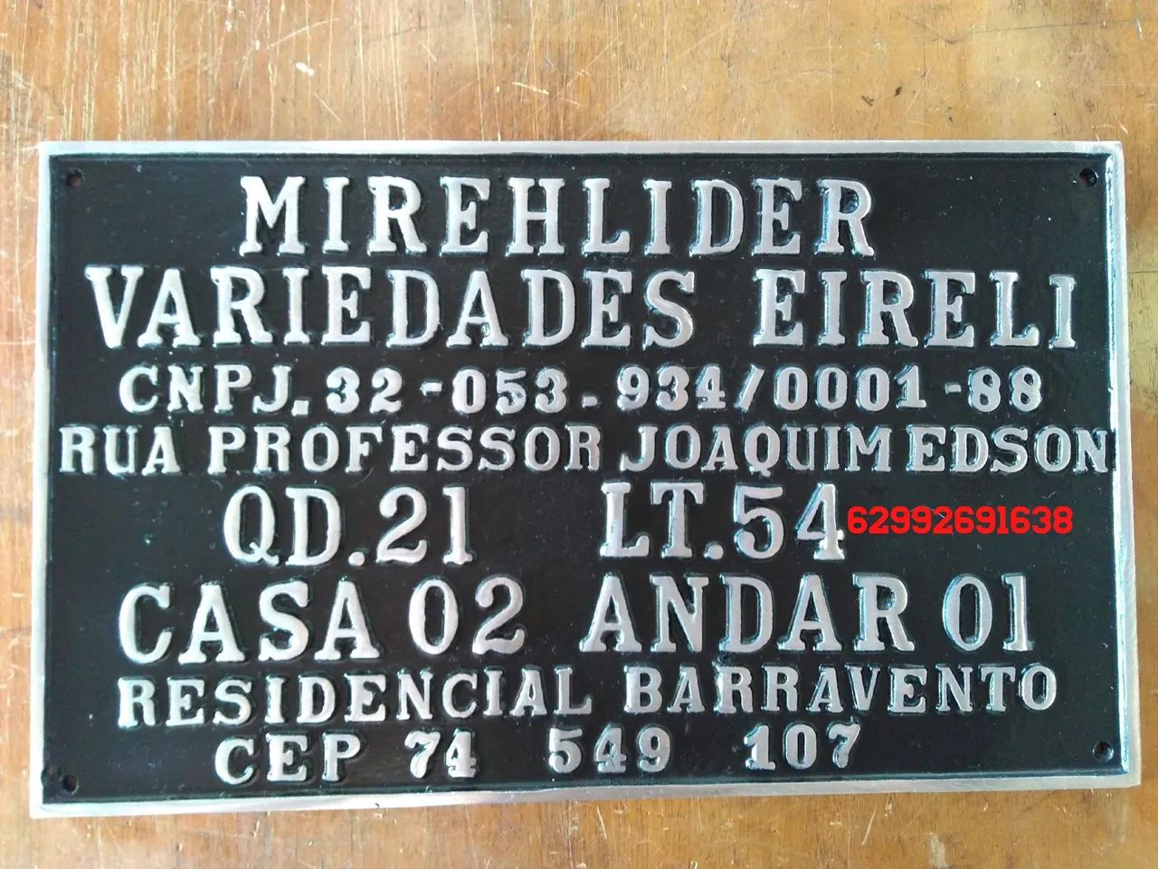 Placa de endereço comercial 