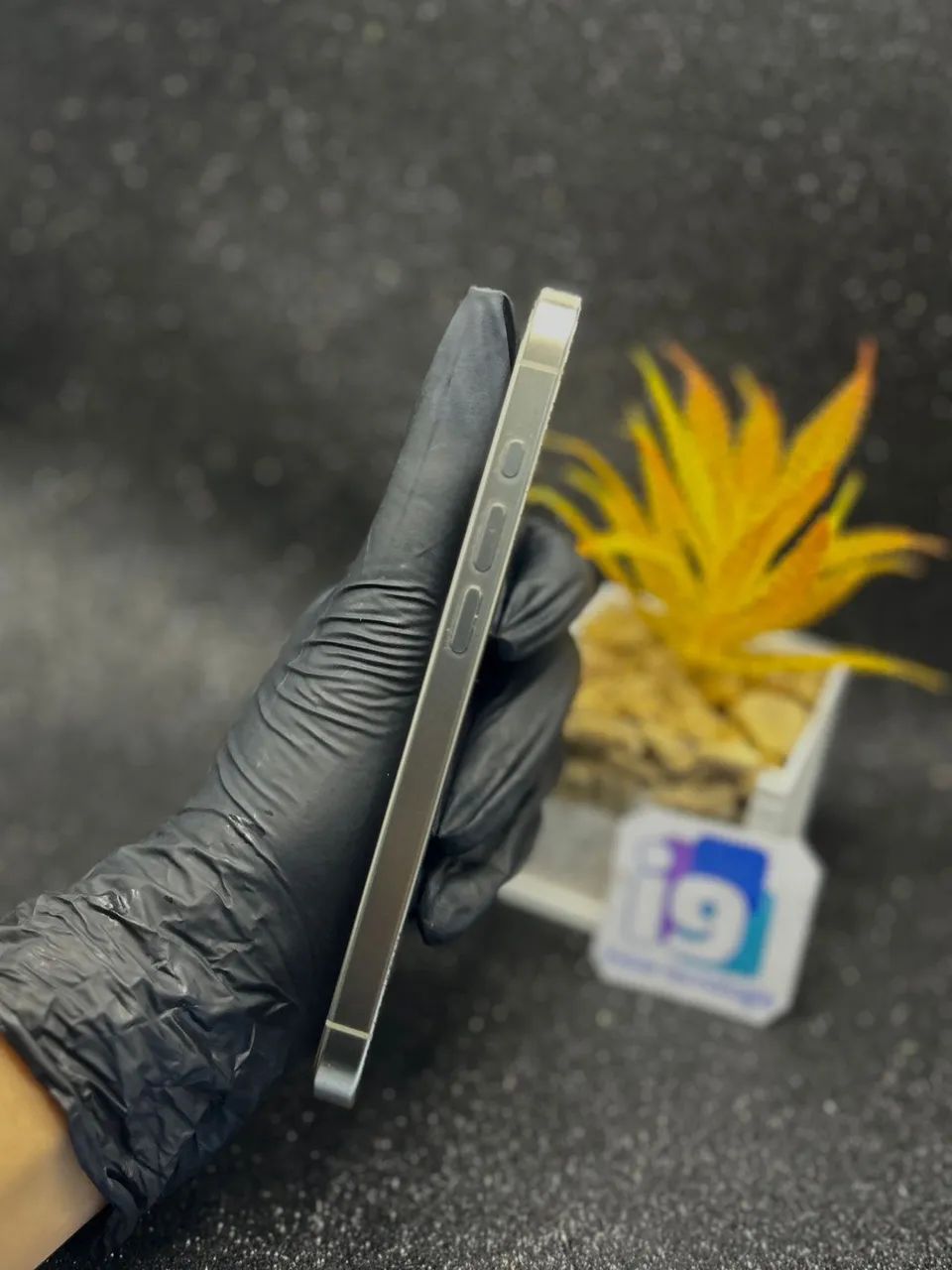 iphone 15 pro 90% Natural Titanium- Seminovo com garantia  - Foto 2