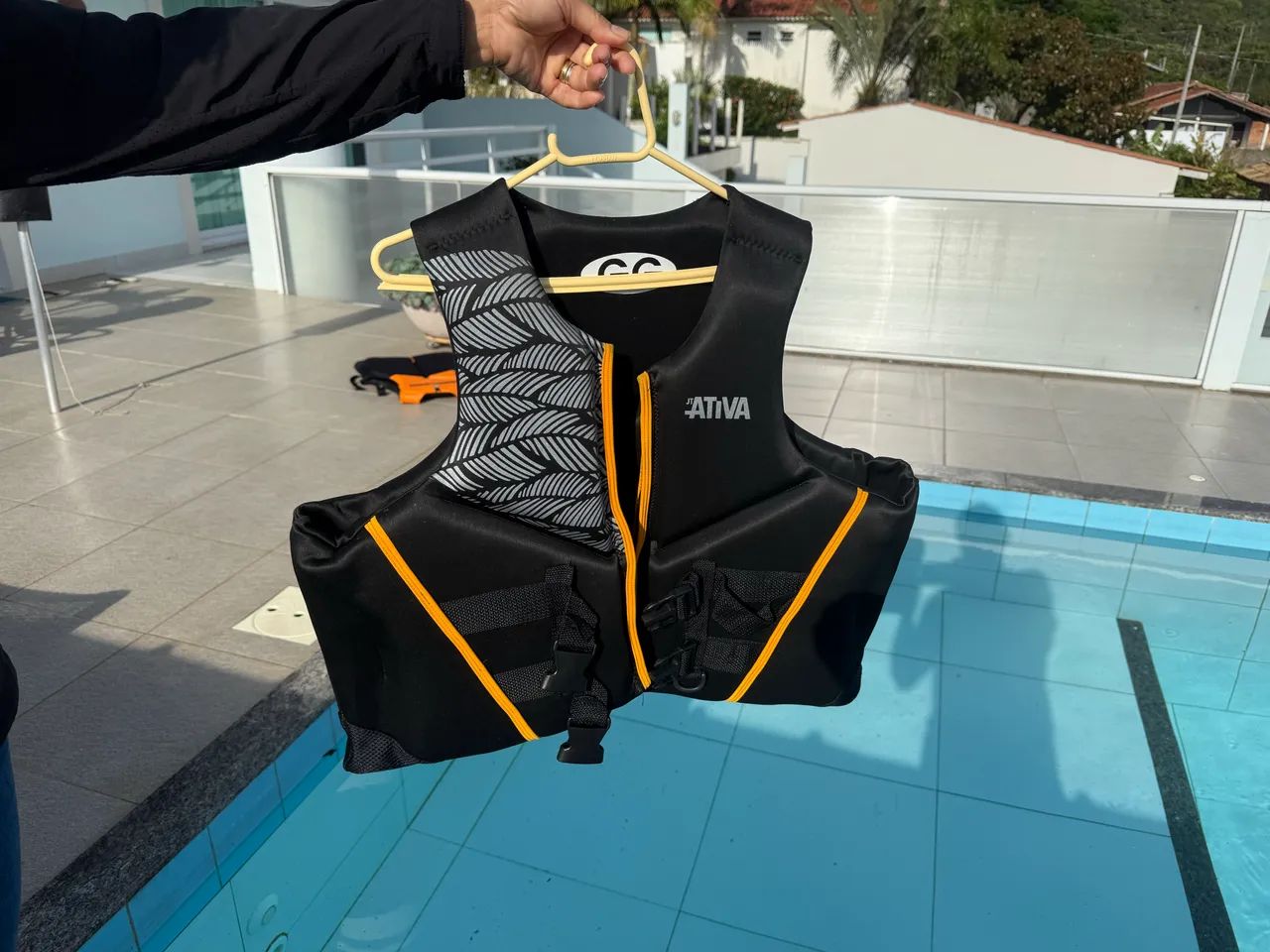 Vendo colete salva-vidas para jetski 