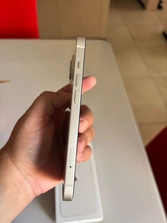 iPhone 13 128 gigas branco - Foto 4