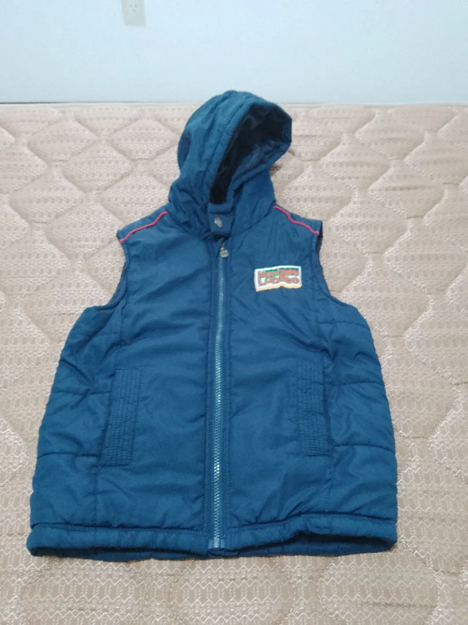Colete Infantil com Capuz - Conforto e Estilo!