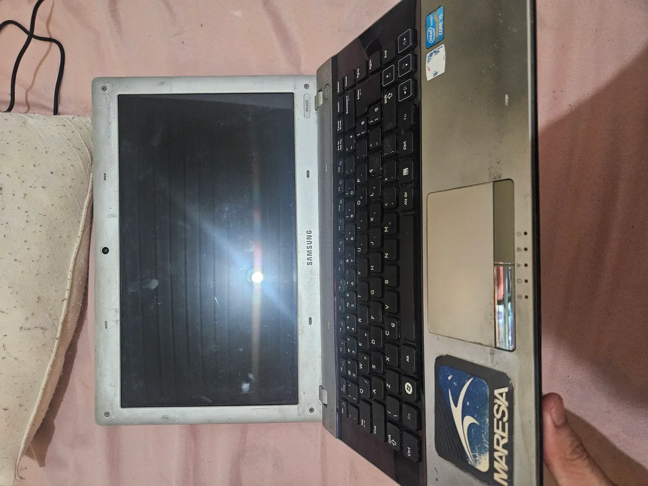 Notebook Samsung - Modelo RV420