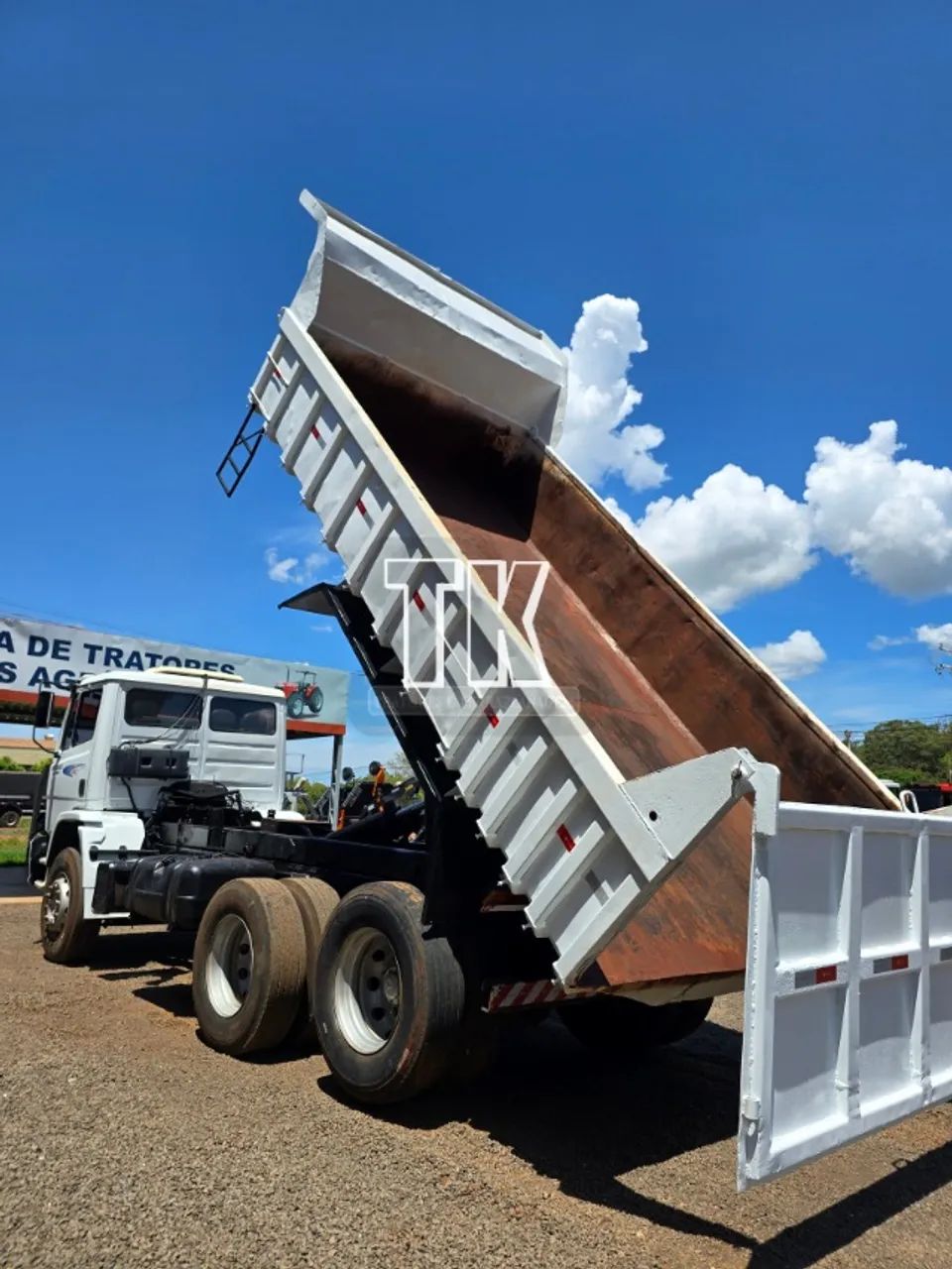 Caminhão Caçamba MB 2423 k 2001 Reduzido - Tk Tratores Nova Andradina-MS - Foto 5