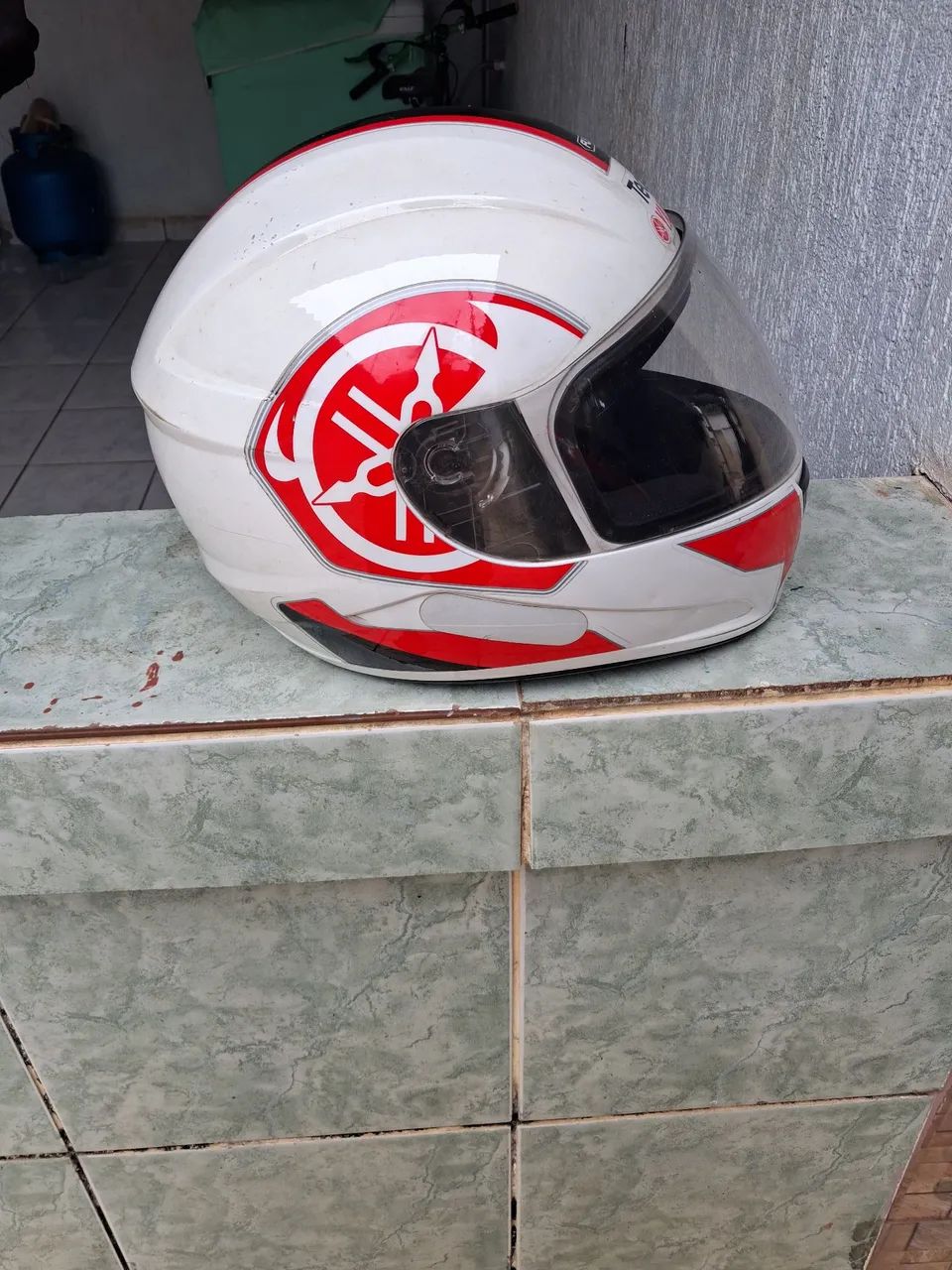 Vendo capacete,  um branco e um azul ,número 60,  - Foto 5