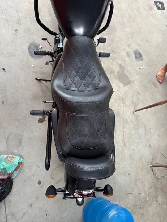 Royal Enfield Meteor 350 - 22/23 - Foto 2