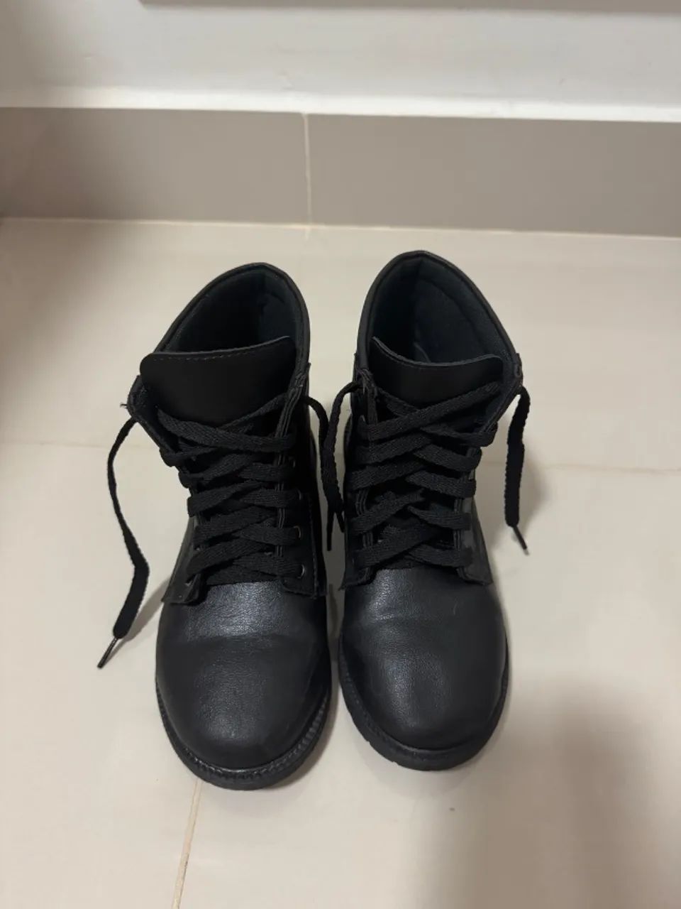 BOTA PRETA INFANTIL NÚMERO 32 - Foto 2