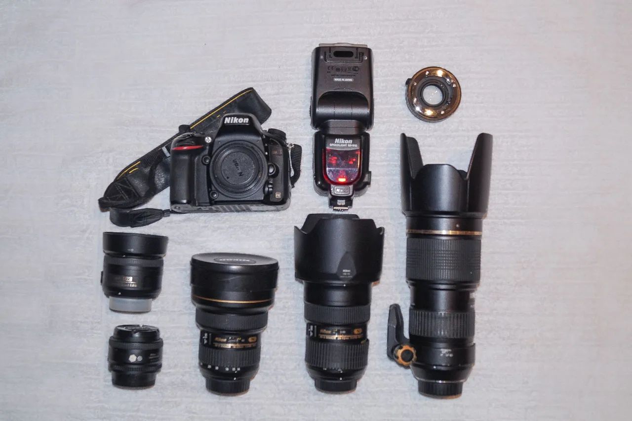 Kit Profissional Câmera Nikon e Lentes 24-70 / 70-20 / 14-24 / 35 / 50 / Flash0