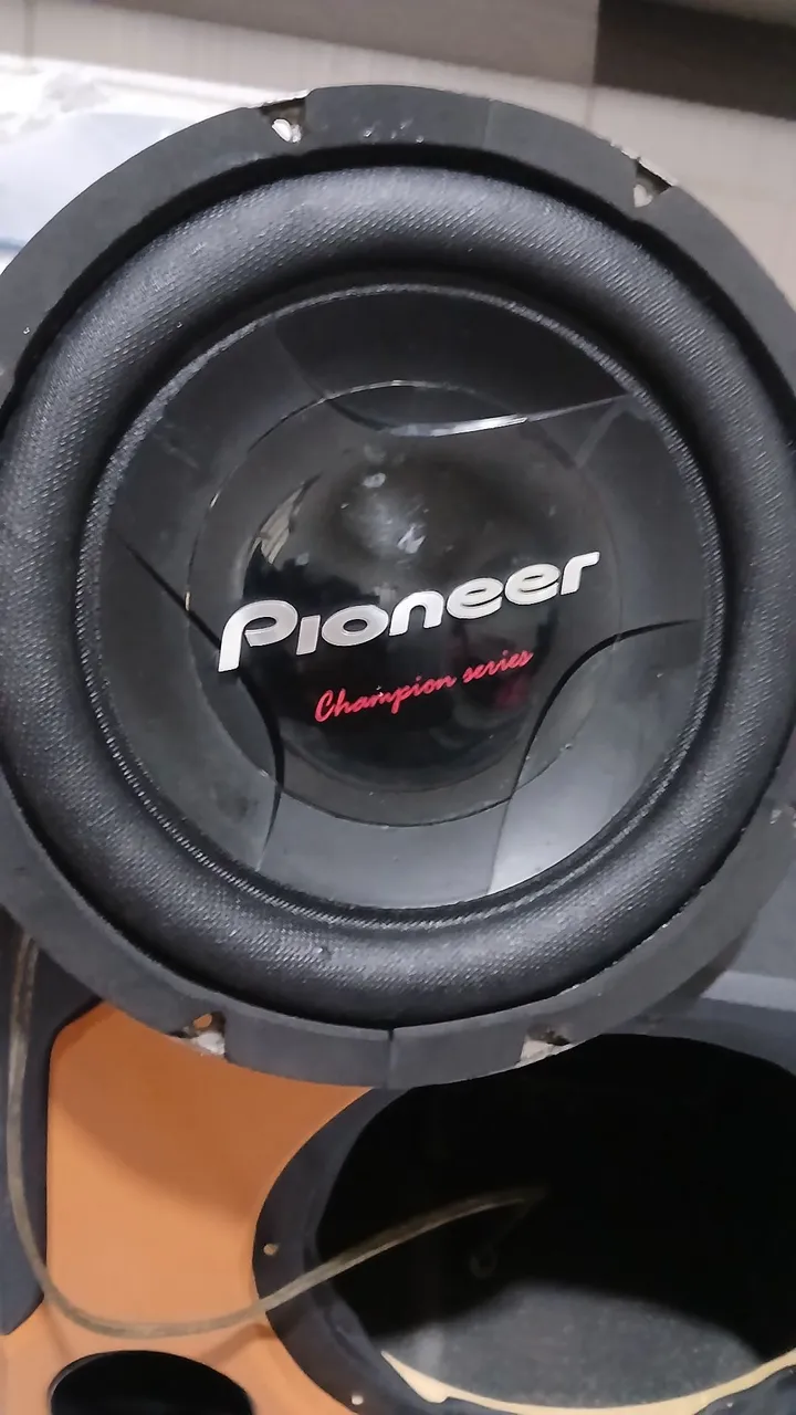 2 Subwoofer Pioneer sub de 12 com caixa