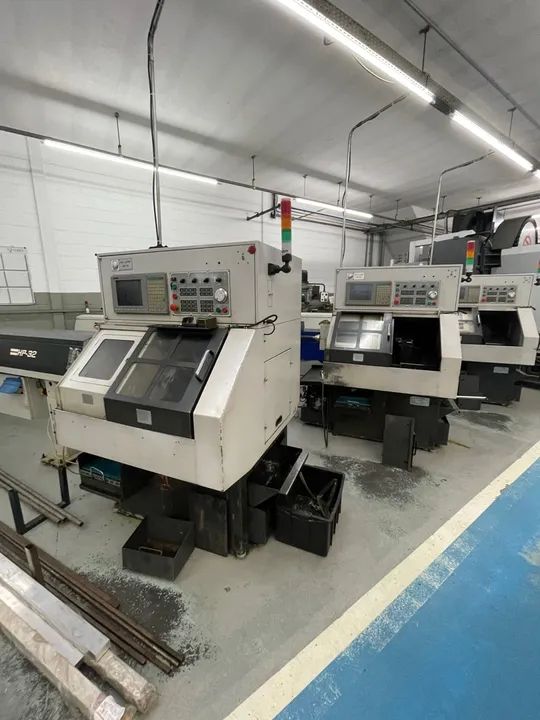 Torno CNC Ray Feng RF 25